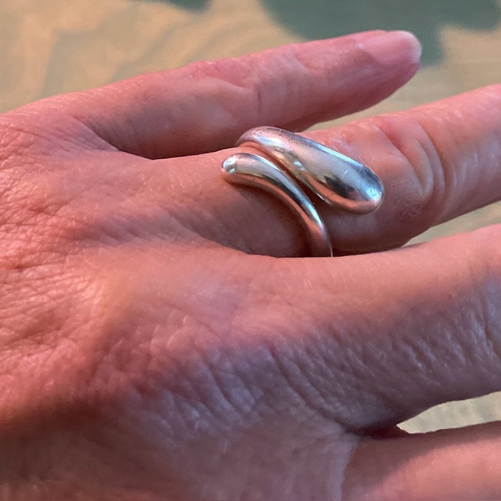 Tiffany & Co | Elsa Peretti Teardrop Ring, Sz 7-8 ♥ Perfect patina - Picture 7 of 7